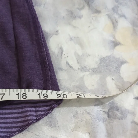 Size M Lululemon Purple Striped Long Sleeve Reversible Shirt - Picture 14 of 16